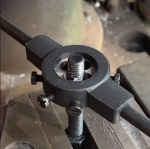 Threading Die High Speed Steel HSS - METRIC